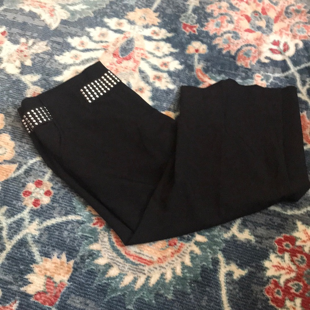 Larry Levine Stretch Cropped Pants